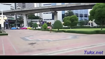 Slender nipponese babe enjoys undressing