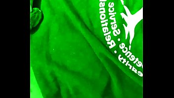 Meio Irmão Pego Se Masturbando No Escuro 1 thumbnail