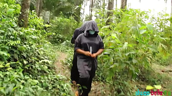 Slutty babe chowing her fucking skill to new manager