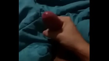 Novinho Gozando Na Punheta thumbnail