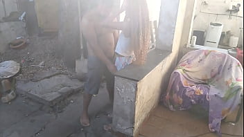 Fui para casa do meu padrasto e gozei demais