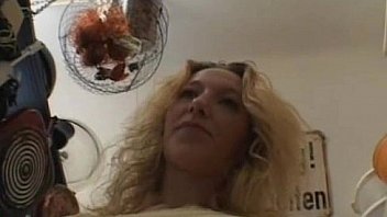 Busty Amateur Teen Girlfriend Shaves Sucks And Fucks thumbnail