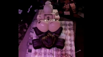 Pounding sluts in club on roblox