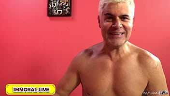 Noelle & trillium's erotic face fucking & cunt ramming threesome