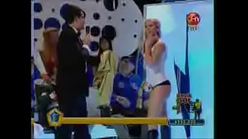 Alejandra díaz biombo y polera mojada ¡muy sexy