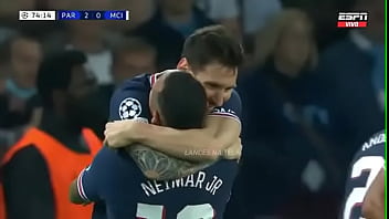 Psg fudendo o city com trio mmn