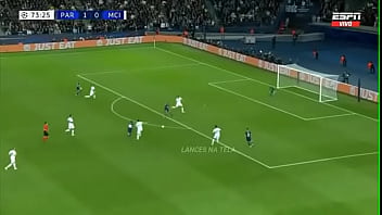 Psg fudendo o city com trio mmn