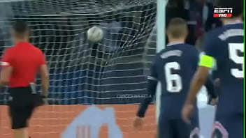 Psg fudendo o city com trio mmn