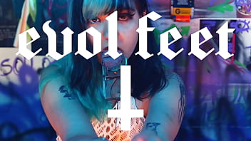 Lesbian strap on foot tickling fetish & toe sucking