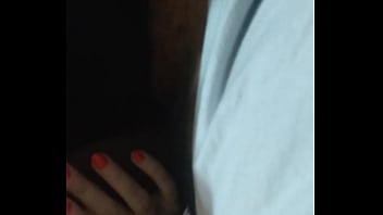 Loira safadinha chupando tudo