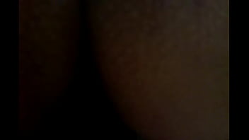 Cogiéndome a mi novia por el culo