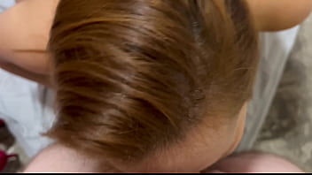 Não tinha almoço ela tirou leite da minha pica e engoliu tudinho