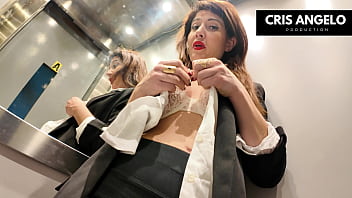 Apagon españa blackout spain bloquée dans l'ascenseur elle finit par baiser son voisin marié part 02