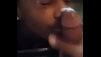 Petitedeasia looks cute