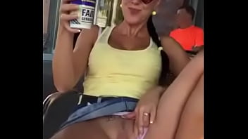 Who has thr full lenght video or name of thr girl