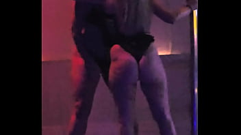 Fervendo na code com ela elenksada41437