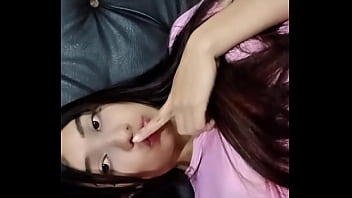 La amiga de mi madre me dejó grabarla como da la mejor chupada