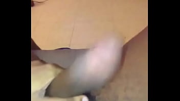 I need ladies to skype with