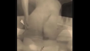 Tous Les Plaisirs Du Bain Pour Dom Rod thumbnail