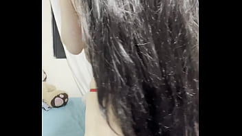 Mi amiga del colegio me pide que la folle y me venga adentro