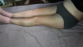 Diferente á medi y su video de pies