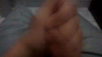 Gozando no tenis nike e meias do vizinho