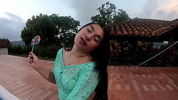 Caliente latina en un en vivo