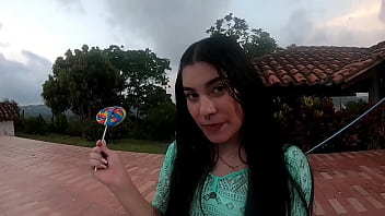 Caliente latina en un en vivo