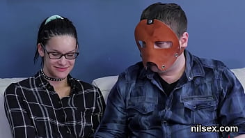 Foolish bitch gets her fuckholes spread and toughly nailed