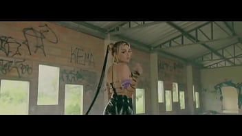 Atributodeandreinabravo