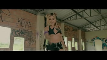 Atributodeandreinabravo