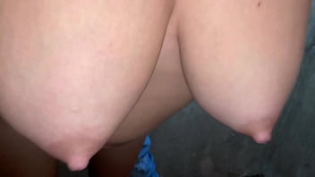 De pues de una buena follada com mi padrastro le saco toda su leche