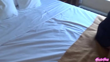 Brian pounds brooklyn’s cunt in hot pov fuck with creamy finish