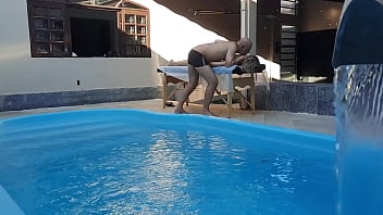 Massage in the pool the therapist couldn't hold back and made her cum in his mouth