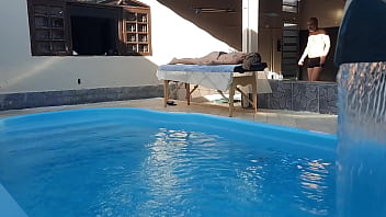 Massage in the pool the therapist couldn't hold back and made her cum in his mouth