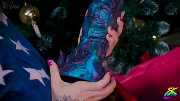 Horny holiday anal double fisting under christmas tree