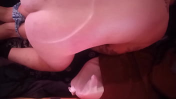 Facetime by riding her face