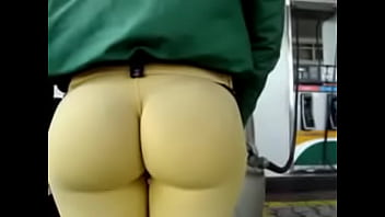 Candid Ass Houle thumbnail