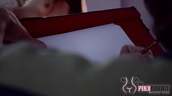 Promocional mr pink rabbit films