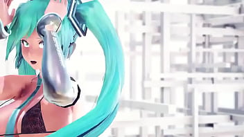 Miku keeps dancing for everyone