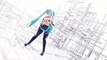 Miku keeps dancing for everyone