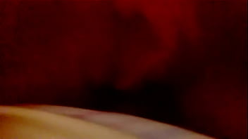 Safadinha se masturbando com o vibrador