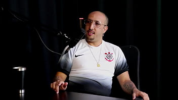 Já atendeu homens teve uma namorada na cadeia e conheceu a esposa na rede social thiago barão sheer red