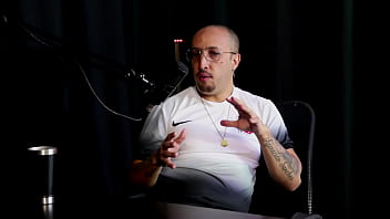 Já atendeu homens teve uma namorada na cadeia e conheceu a esposa na rede social thiago barão sheer red