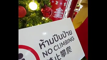 Did you know that in thailand many celebrate christmas even though most don't follow the traditional holiday beli