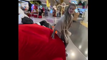 Did you know that in thailand many celebrate christmas even though most don't follow the traditional holiday beli