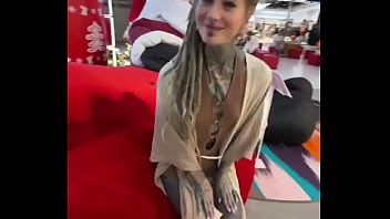 Did you know that in thailand many celebrate christmas even though most don't follow the traditional holiday beli Did you know that in thailand many celebrate christmas even though most don't follow the traditional holiday beli