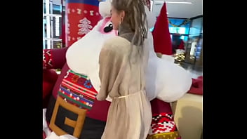 Did you know that in thailand many celebrate christmas even though most don't follow the traditional holiday beli