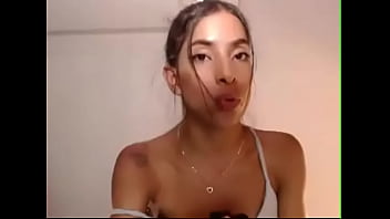 Dianne Nanatzu Chica Fitness Luciendo Sensualidad thumbnail