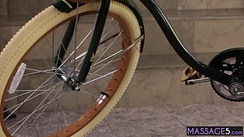 Sexy babe sucked dick and fucked hard